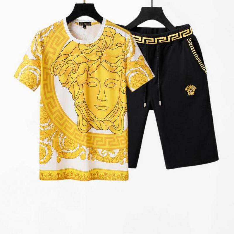 Versace Men's Suits 400